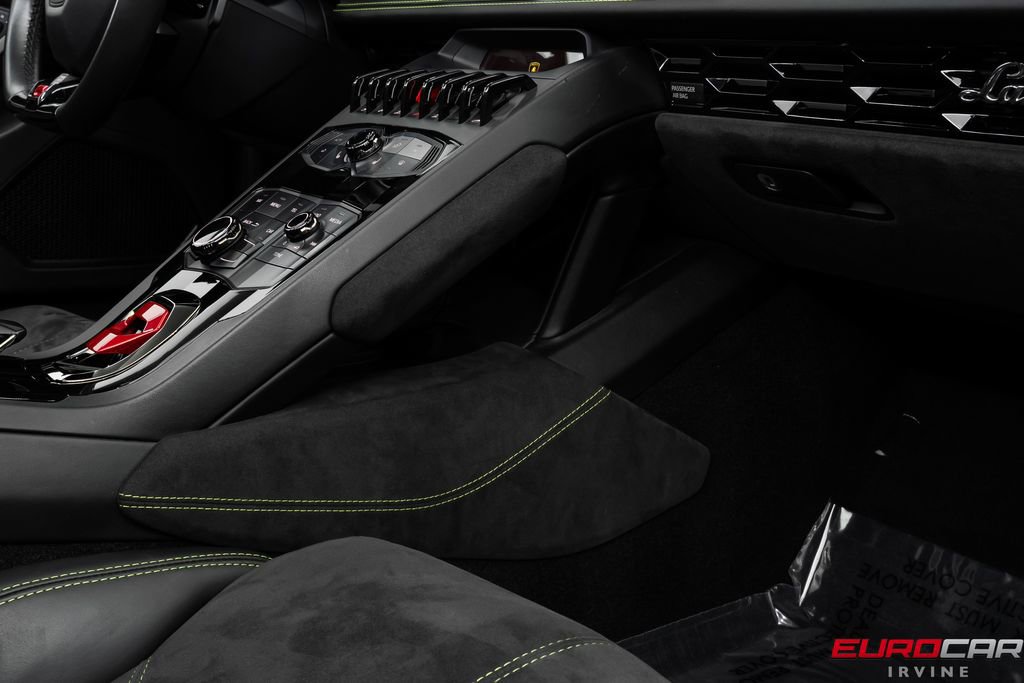 Used 2017 Lamborghini Huracan LP 610-4 image 36