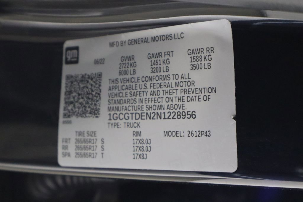 Used 2022 Chevrolet Colorado Z71 w/ Z71 Midnight Edition image 39