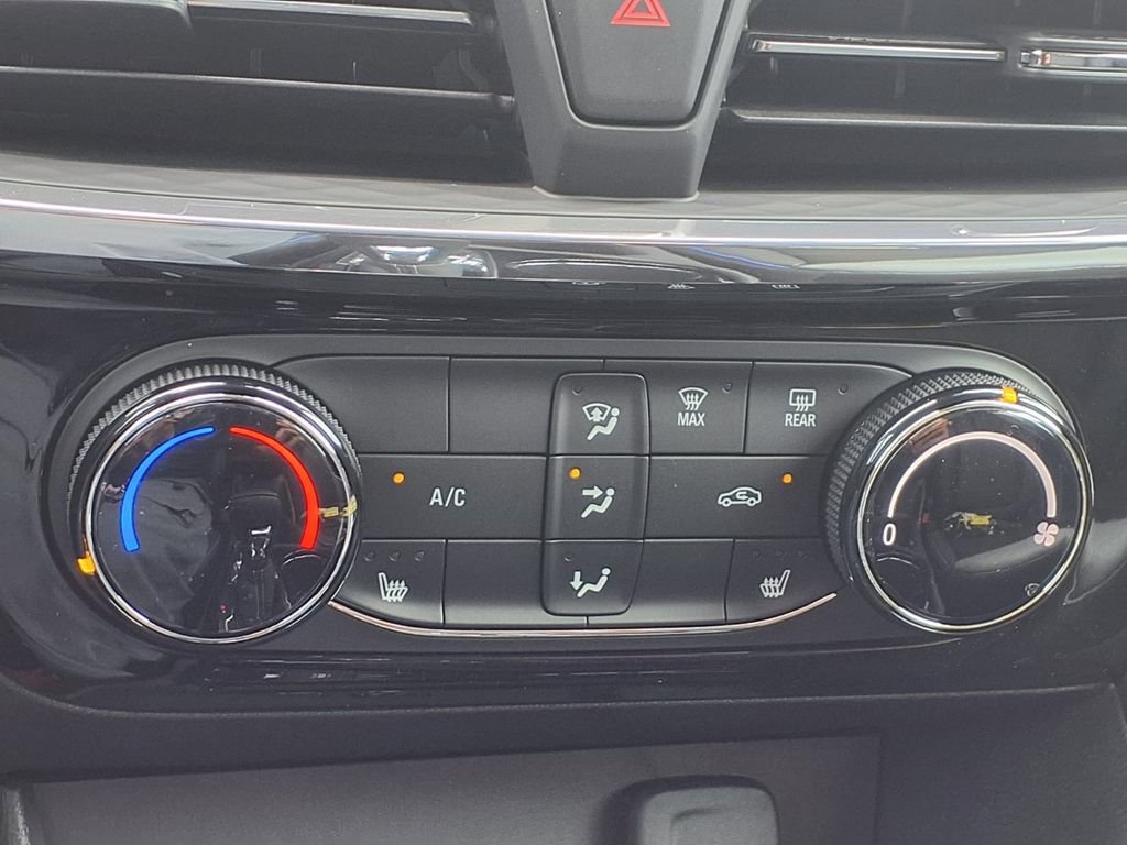 New 2026 Buick Encore GX Sport Touring w/ Comfort Package FWD image 5