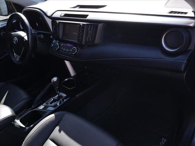 Used 2018 Toyota RAV4 Limited AWD/4WD image 30