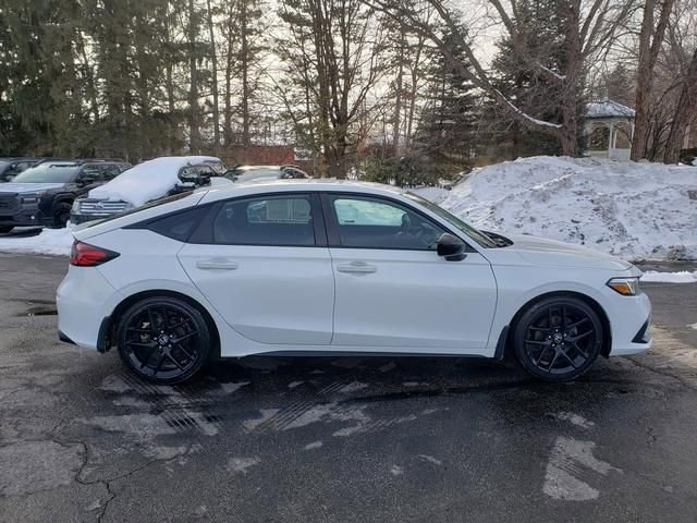 Used 2022 Honda Civic Sport image 2