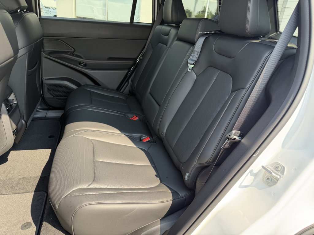New 2026 Jeep Cherokee Limited AWD/4WD image 13