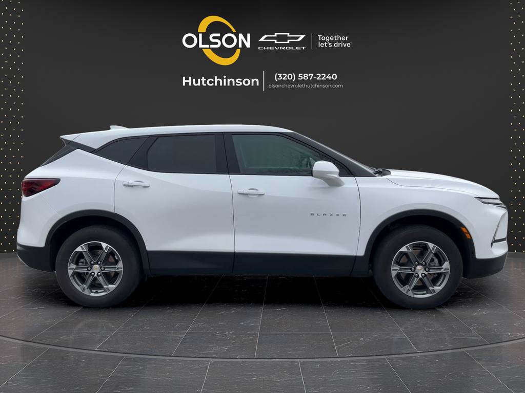 Certified 2025 Chevrolet Blazer LT AWD/4WD image 18