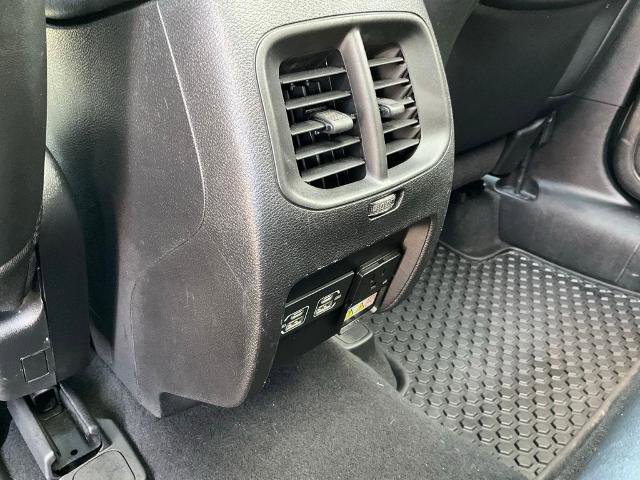 Used 2021 Jeep Cherokee Limited AWD/4WD image 22