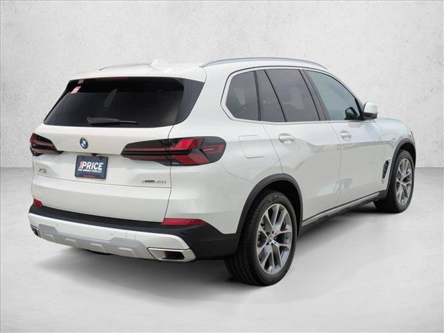 Used 2026 BMW X5 xDrive40i w/ Climate Comfort Package AWD/4WD image 5