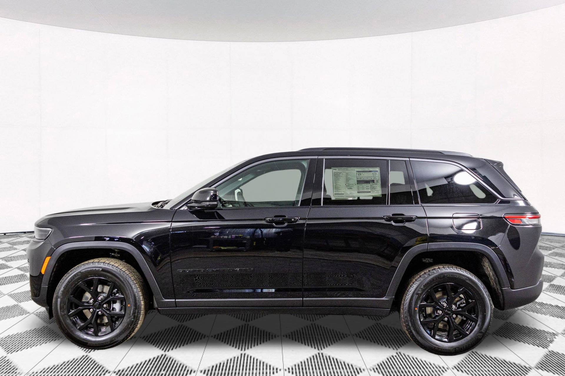 New 2026 Jeep Grand Cherokee Altitude AWD/4WD image 21
