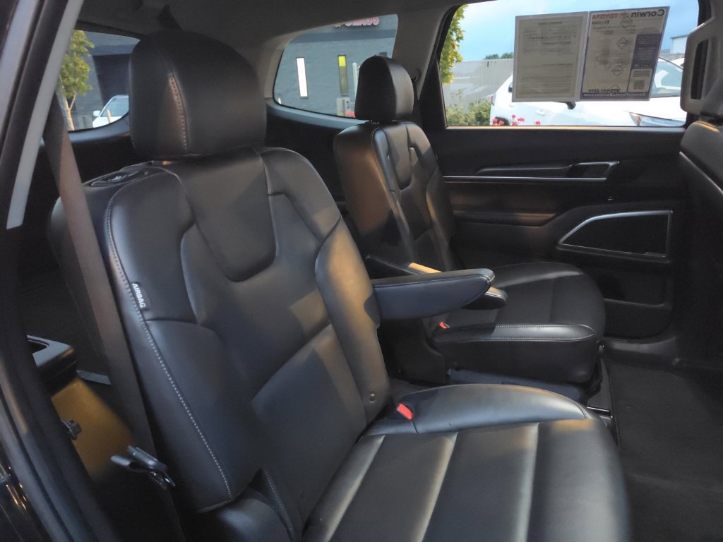 Used 2025 Kia Telluride S AWD/4WD image 15