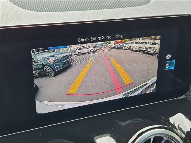 Used 2023 Mercedes-Benz GLB 250 4MATIC image 13