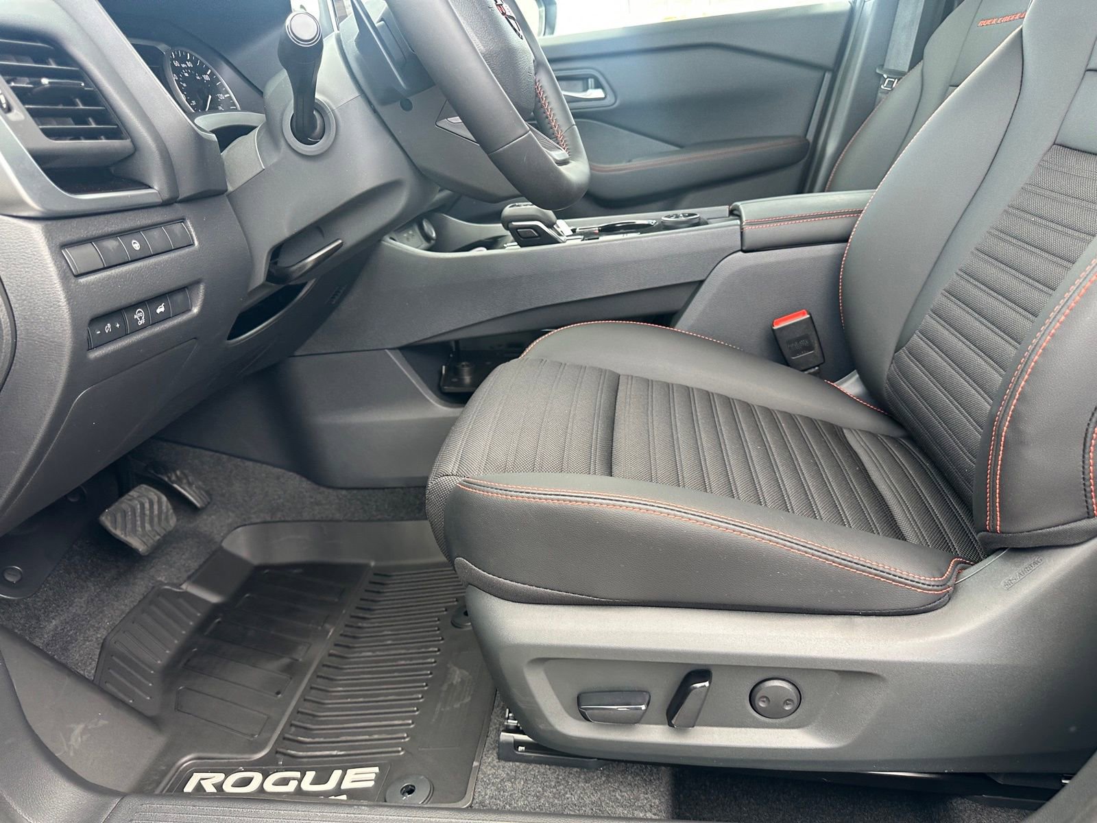 New 2026 Nissan Rogue SV w/ Rock Creek Premium Package AWD/4WD image 13