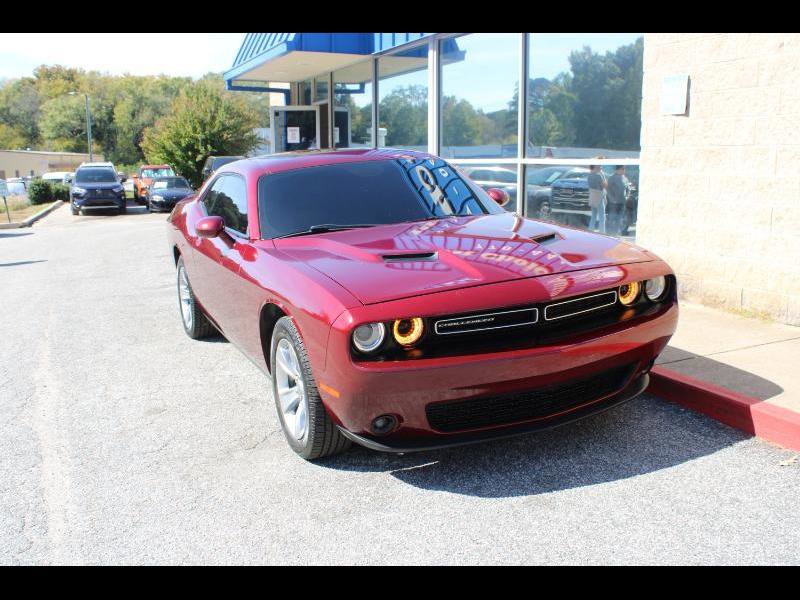 Used 2021 Dodge Challenger SXT w/ Driver Convenience Group image 1
