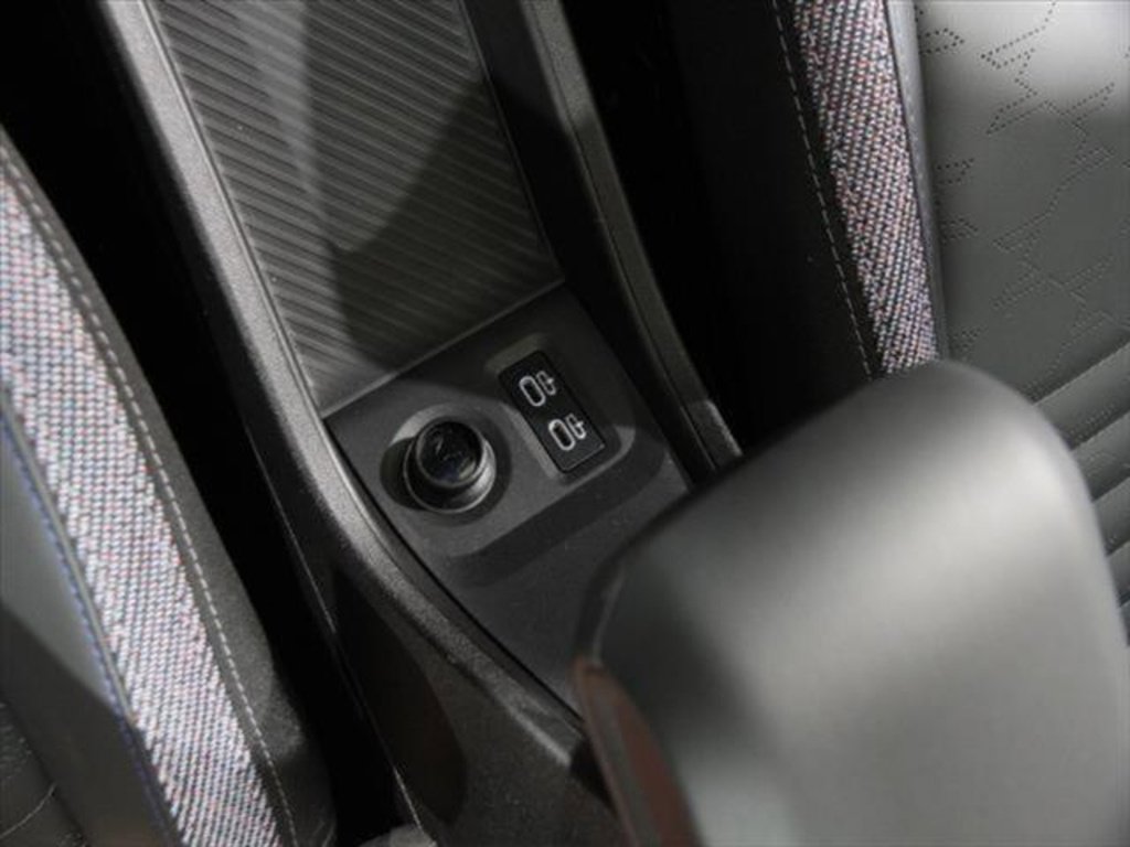 Certified 2025 MINI Cooper S image 18