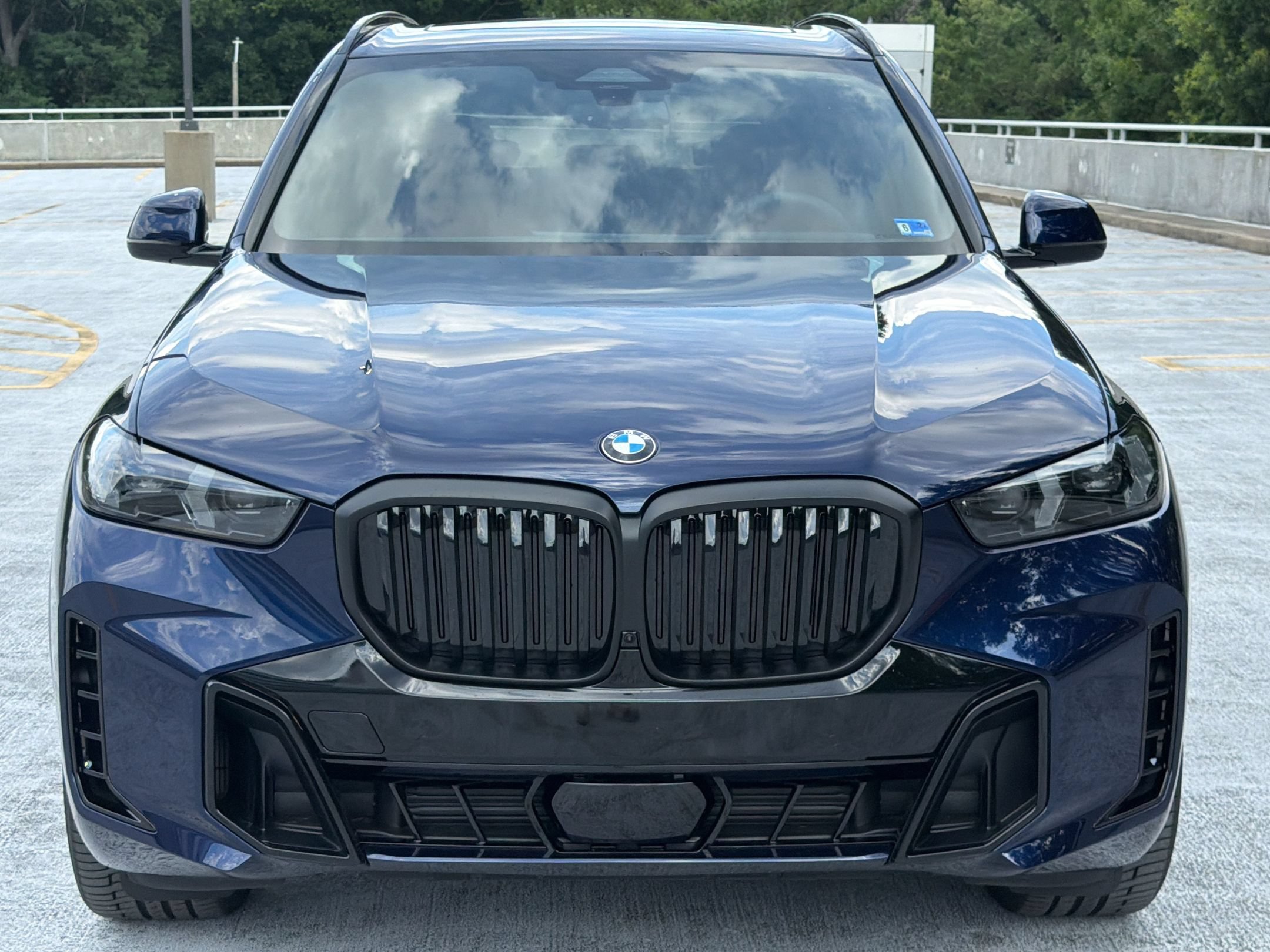 New 2026 BMW X5 xDrive40i w/ M Sport Package AWD/4WD image 6