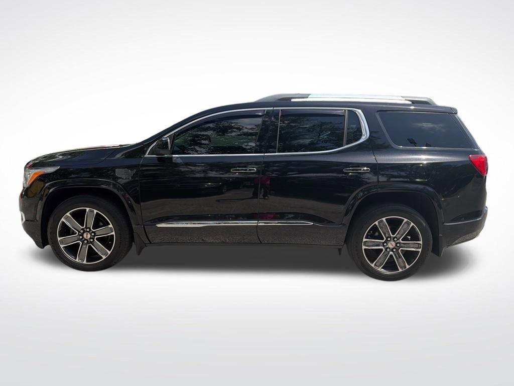 Used 2017 GMC Acadia Denali w/ Technology Package AWD/4WD image 8