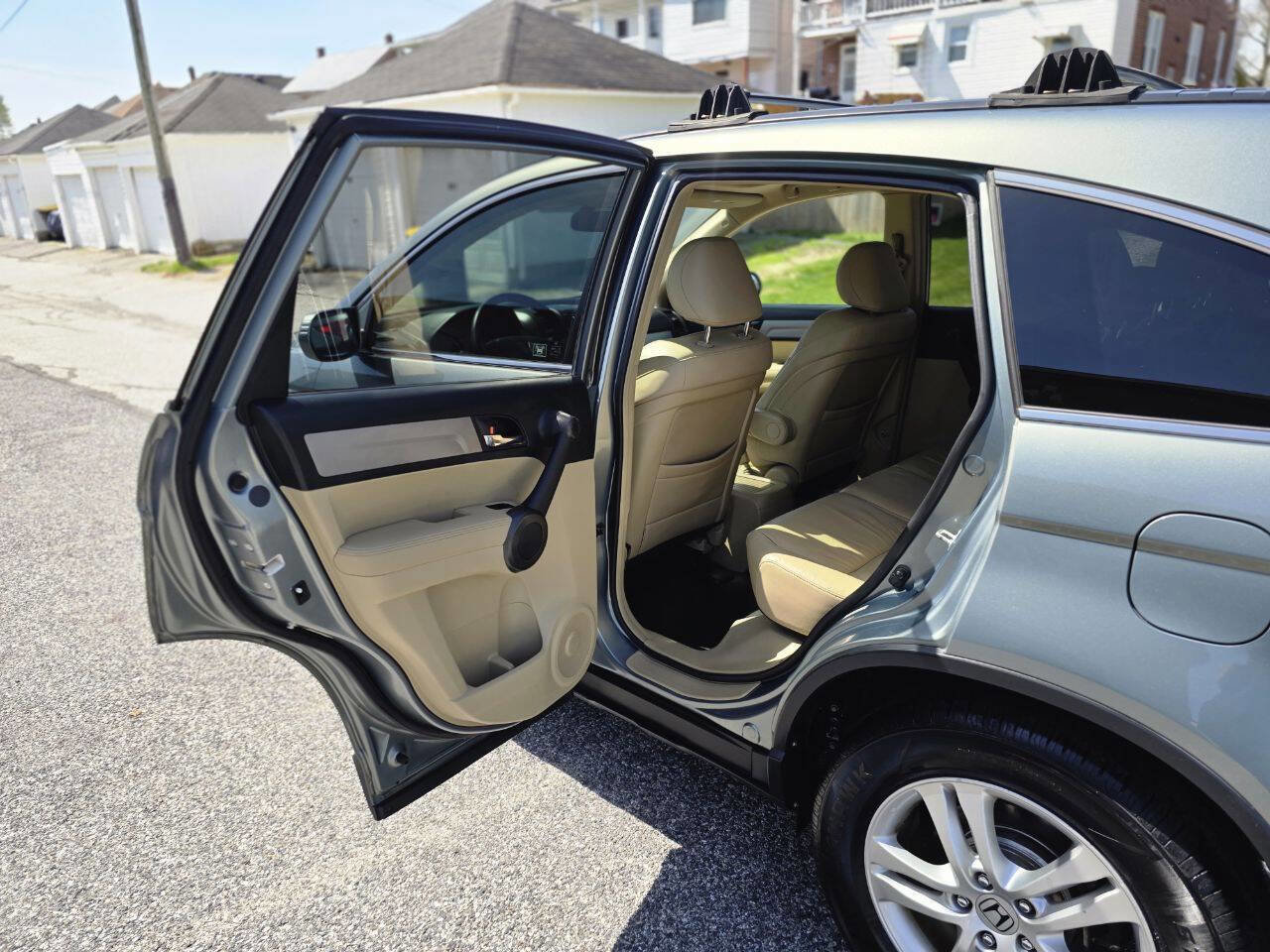 Used 2011 Honda CR-V EX-L image 18