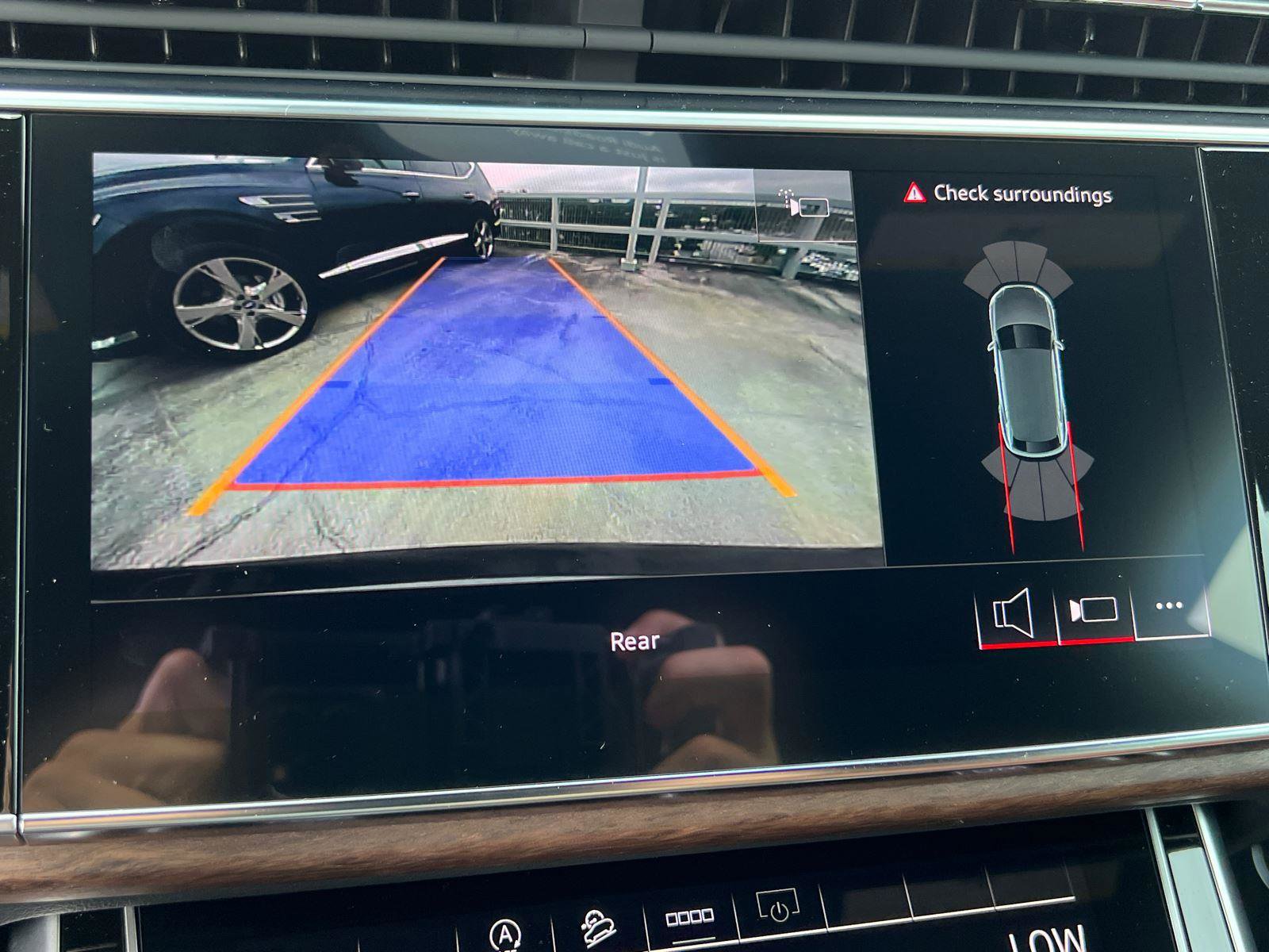 New 2026 Audi Q8 Premium image 23