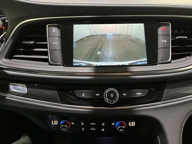 Used 2019 Buick Enclave Essence AWD/4WD image 21