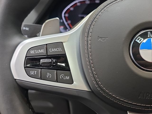 Used 2022 BMW X6 xDrive40i w/ M Sport Package AWD/4WD image 16