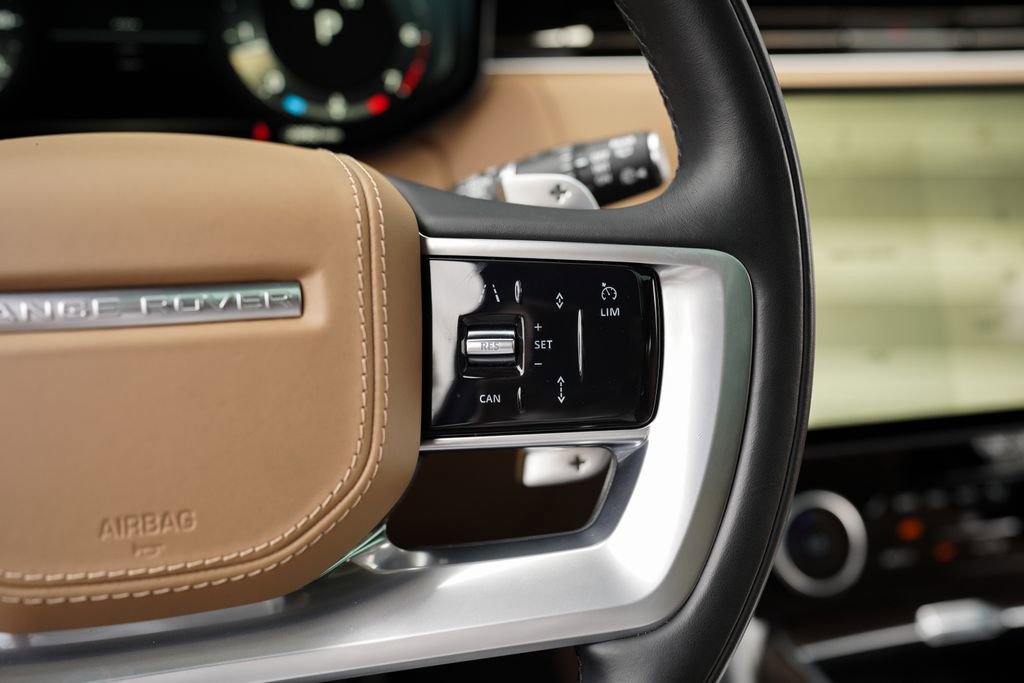 Used 2023 Land Rover Range Rover SE image 30