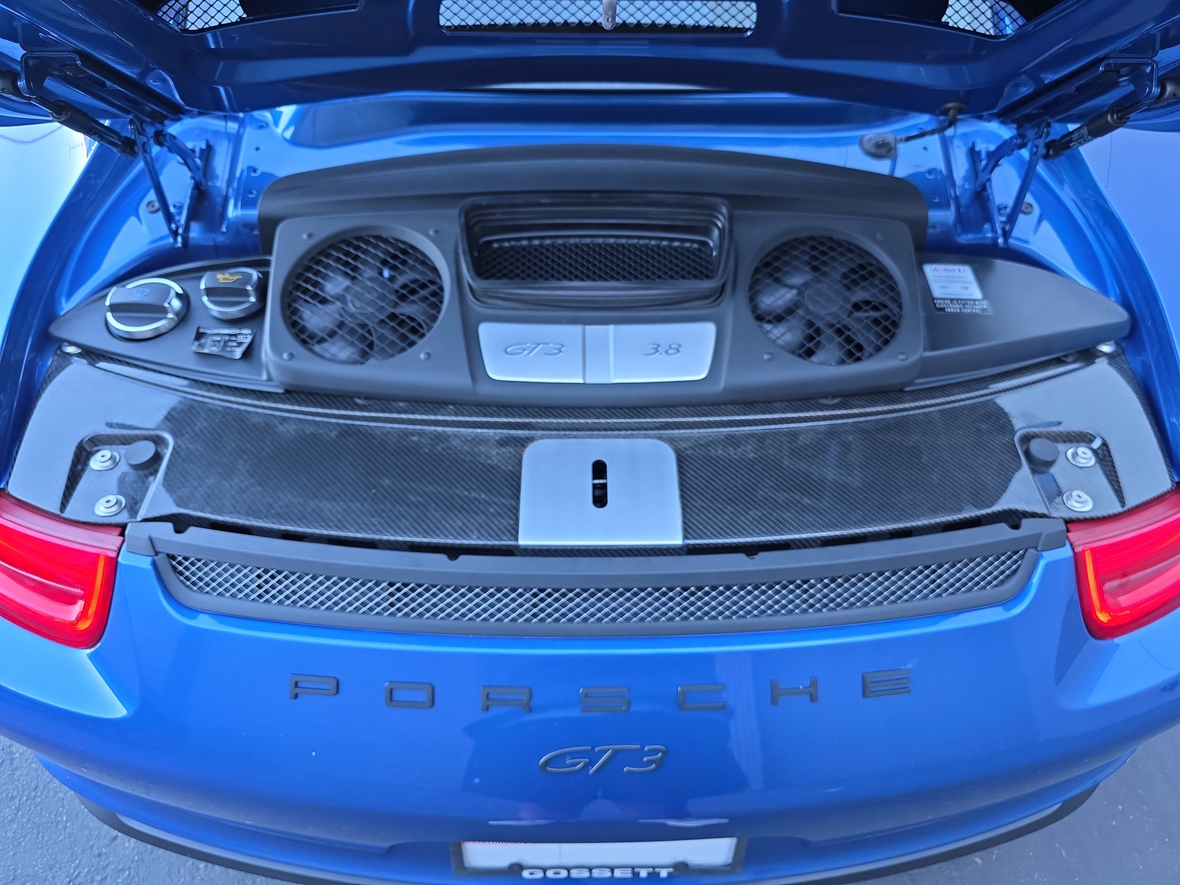 Certified 2015 Porsche 911 GT3 RWD image 16