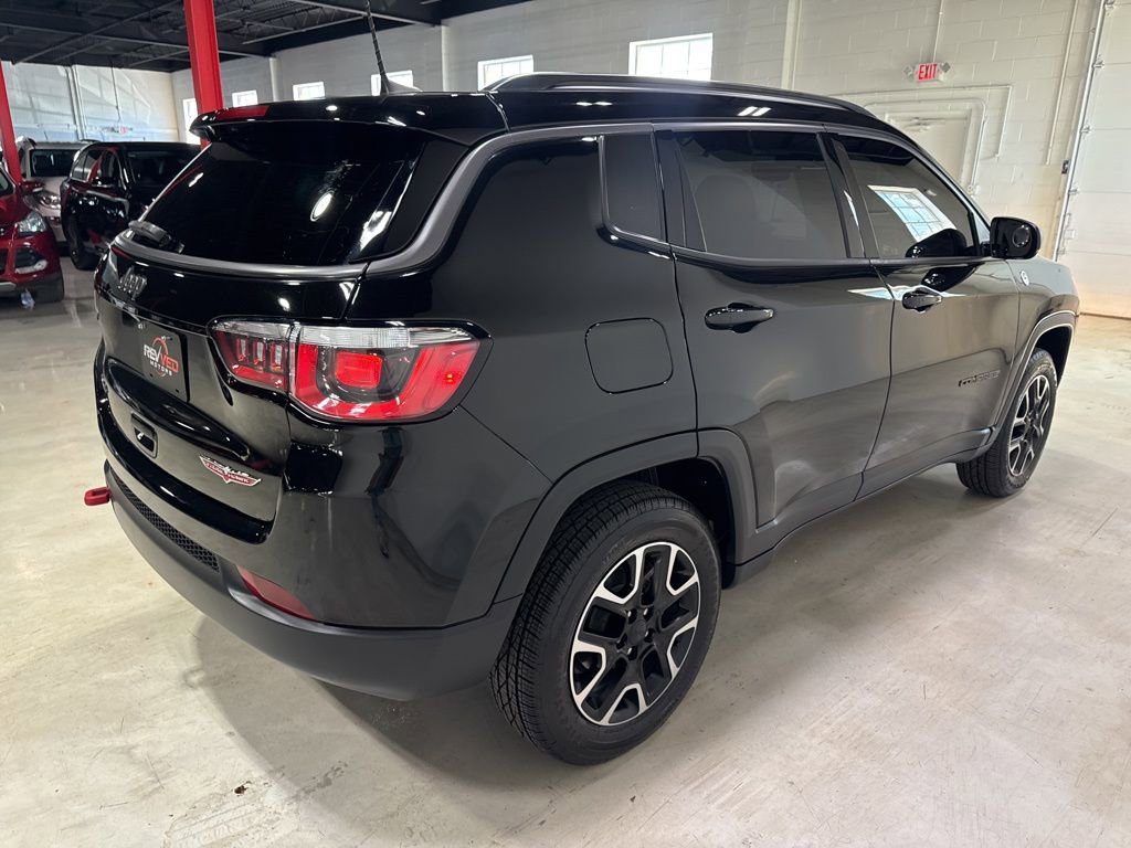 Used 2020 Jeep Compass Trailhawk AWD/4WD image 7