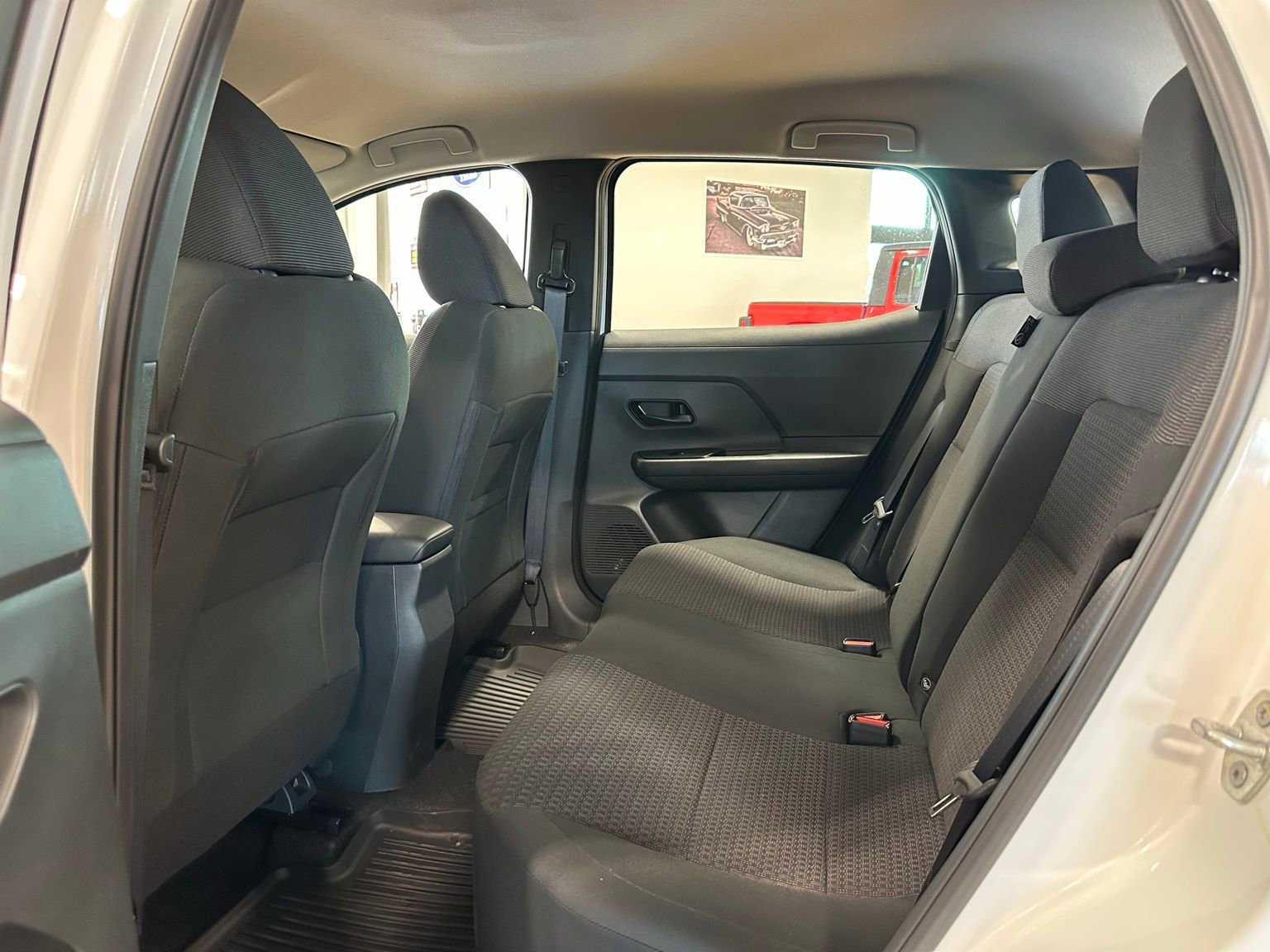 Used 2025 Nissan Kicks S image 33