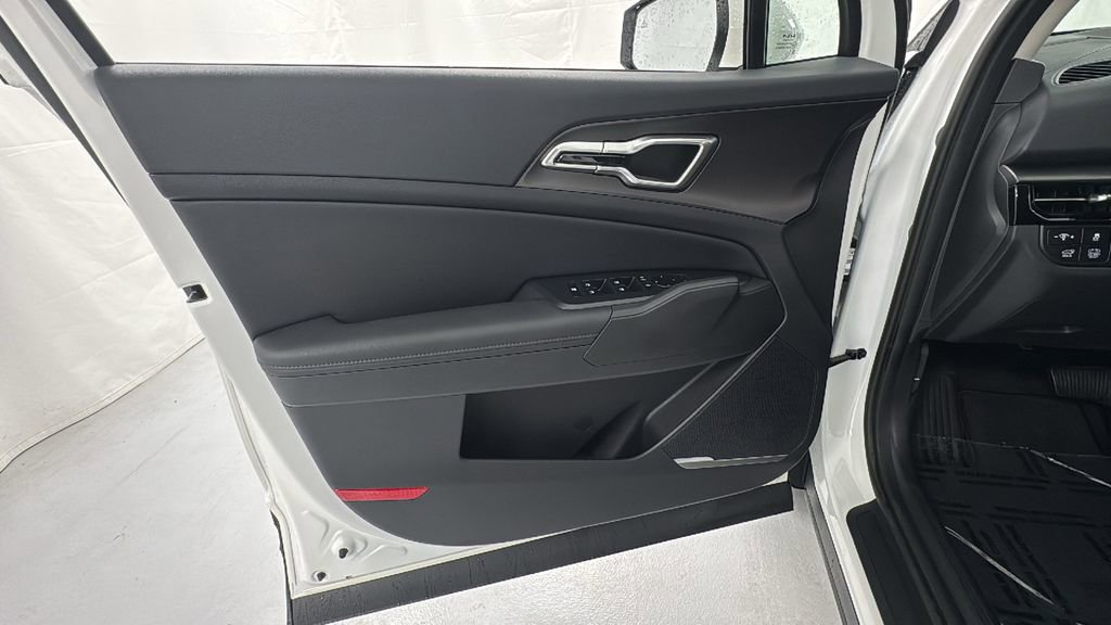 New 2026 Kia Sportage EX AWD/4WD image 19