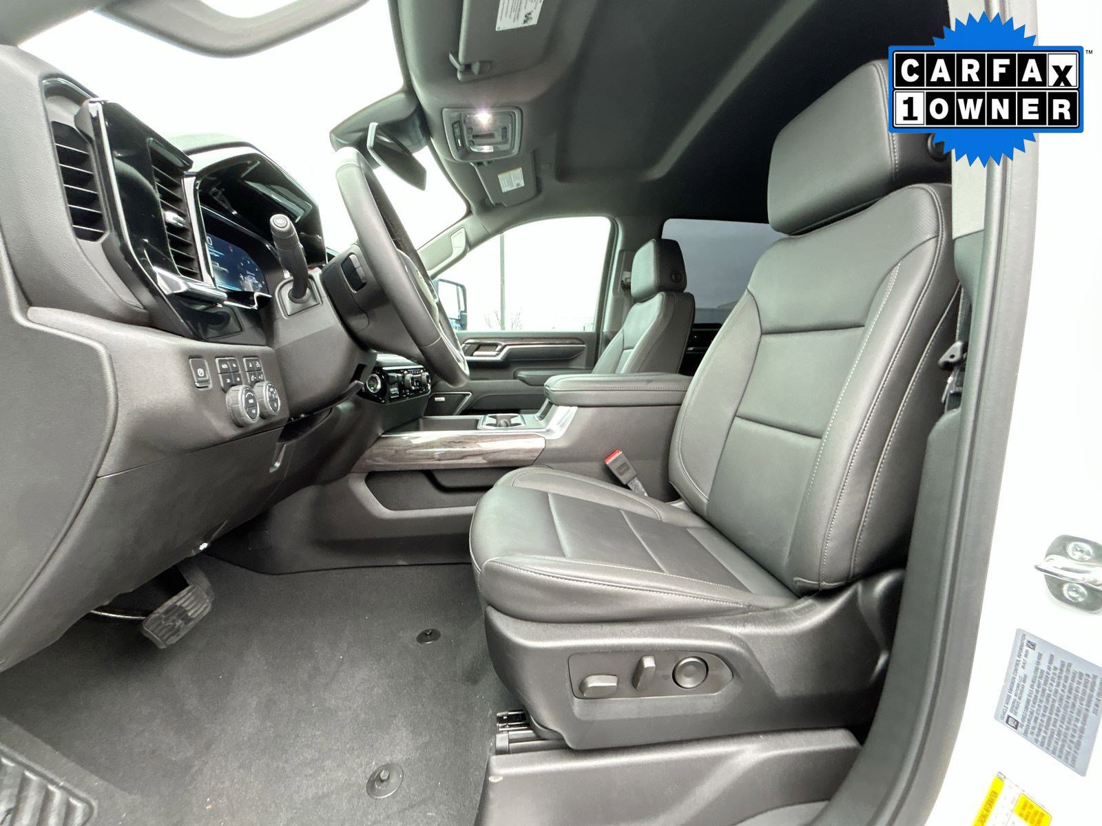 Used 2025 Chevrolet Silverado 3500 LTZ w/ LTZ Plus Package image 22