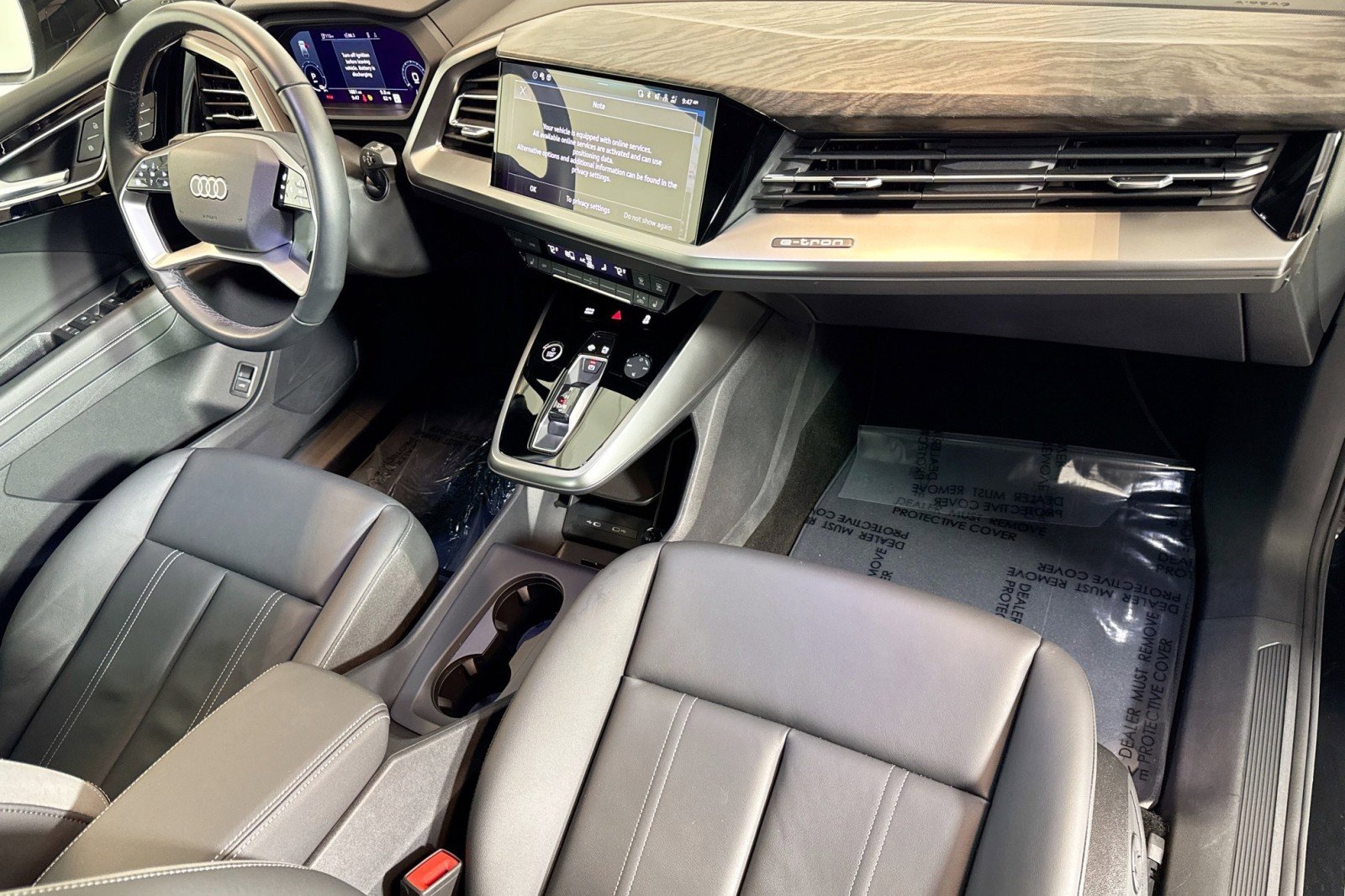 Used 2024 Audi Q4 e-tron Premium Plus image 26