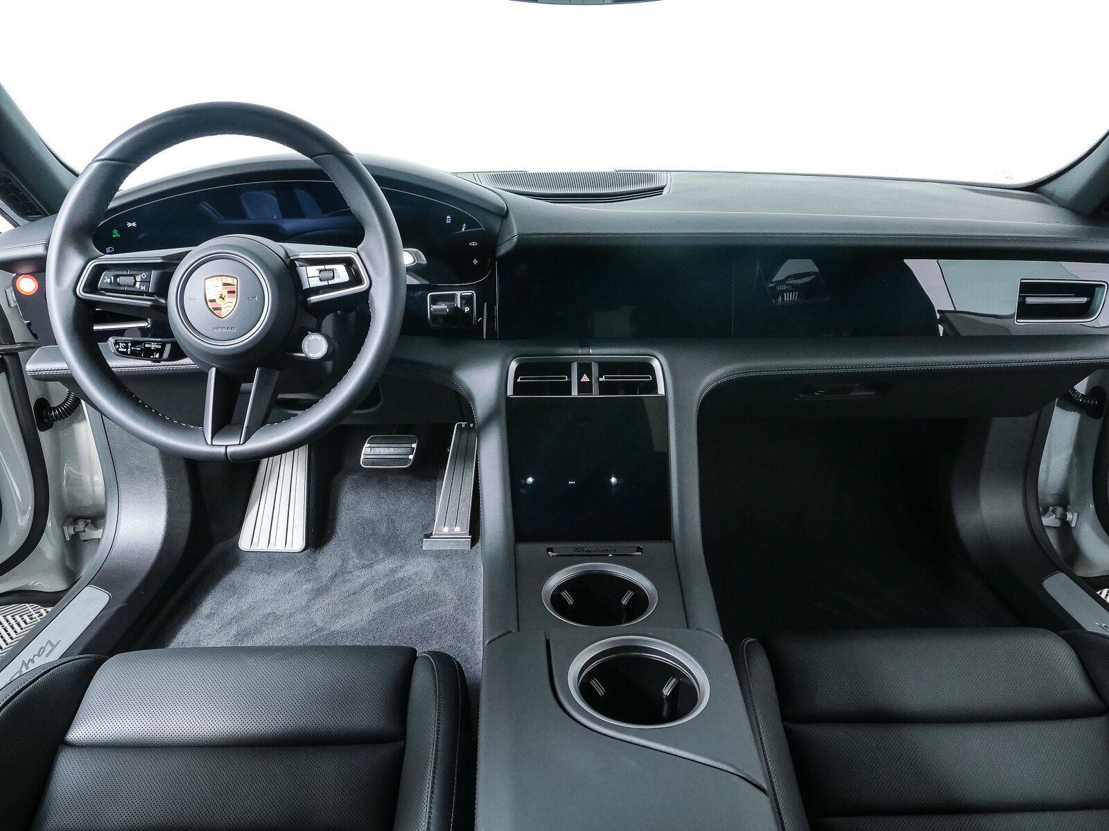 New 2026 Porsche Taycan RWD image 19