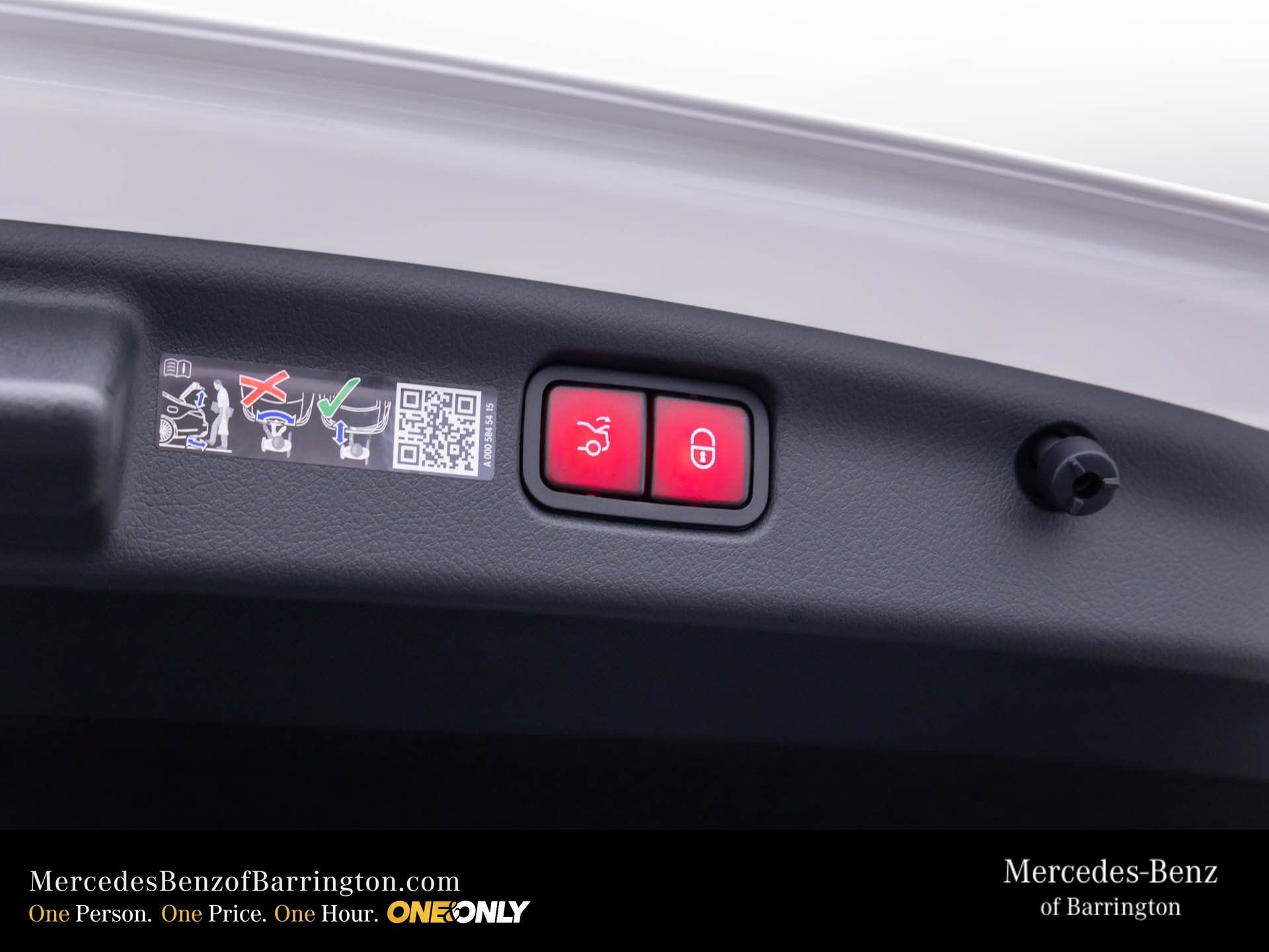 New 2026 Mercedes-Benz C 300 4MATIC Sedan image 31