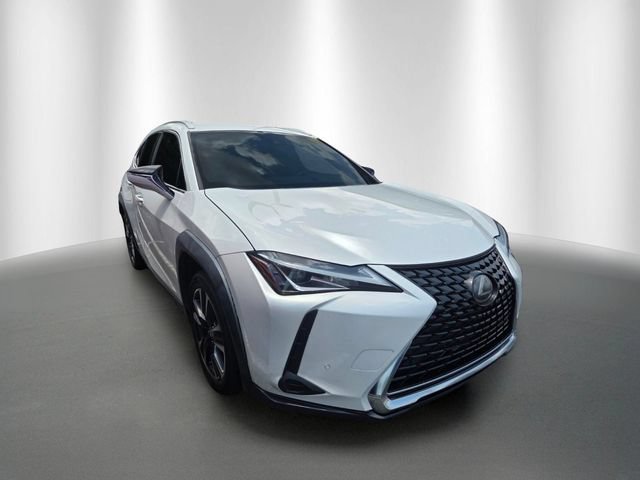 Used 2021 Lexus UX 200 w/ Premium Package FWD image 5