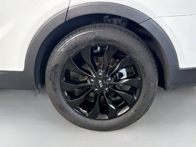 Used 2020 Kia Sorento EX FWD image 36