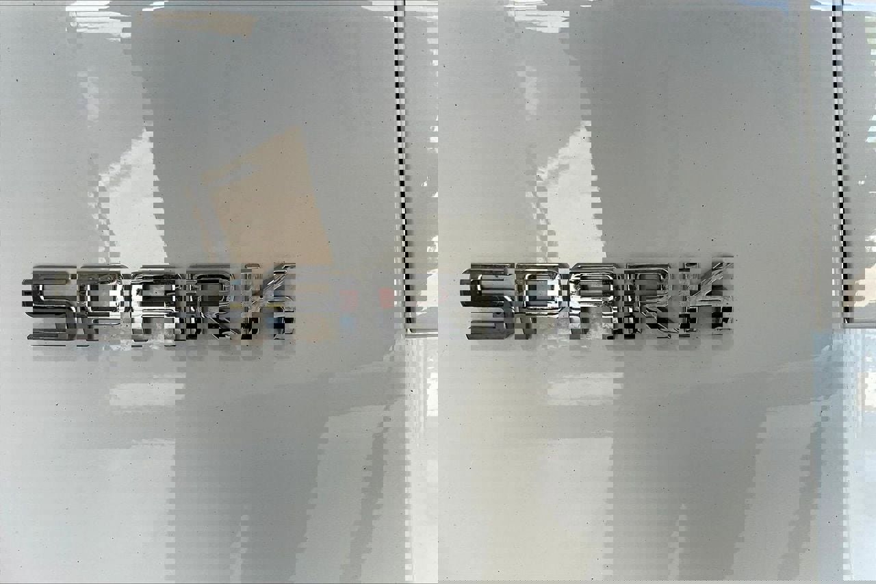 Used 2016 Chevrolet Spark LT image 31