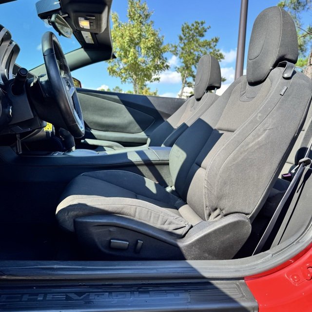 Used 2015 Chevrolet Camaro LT image 18