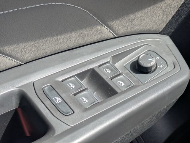 Used 2023 Volkswagen Atlas SE AWD/4WD image 30