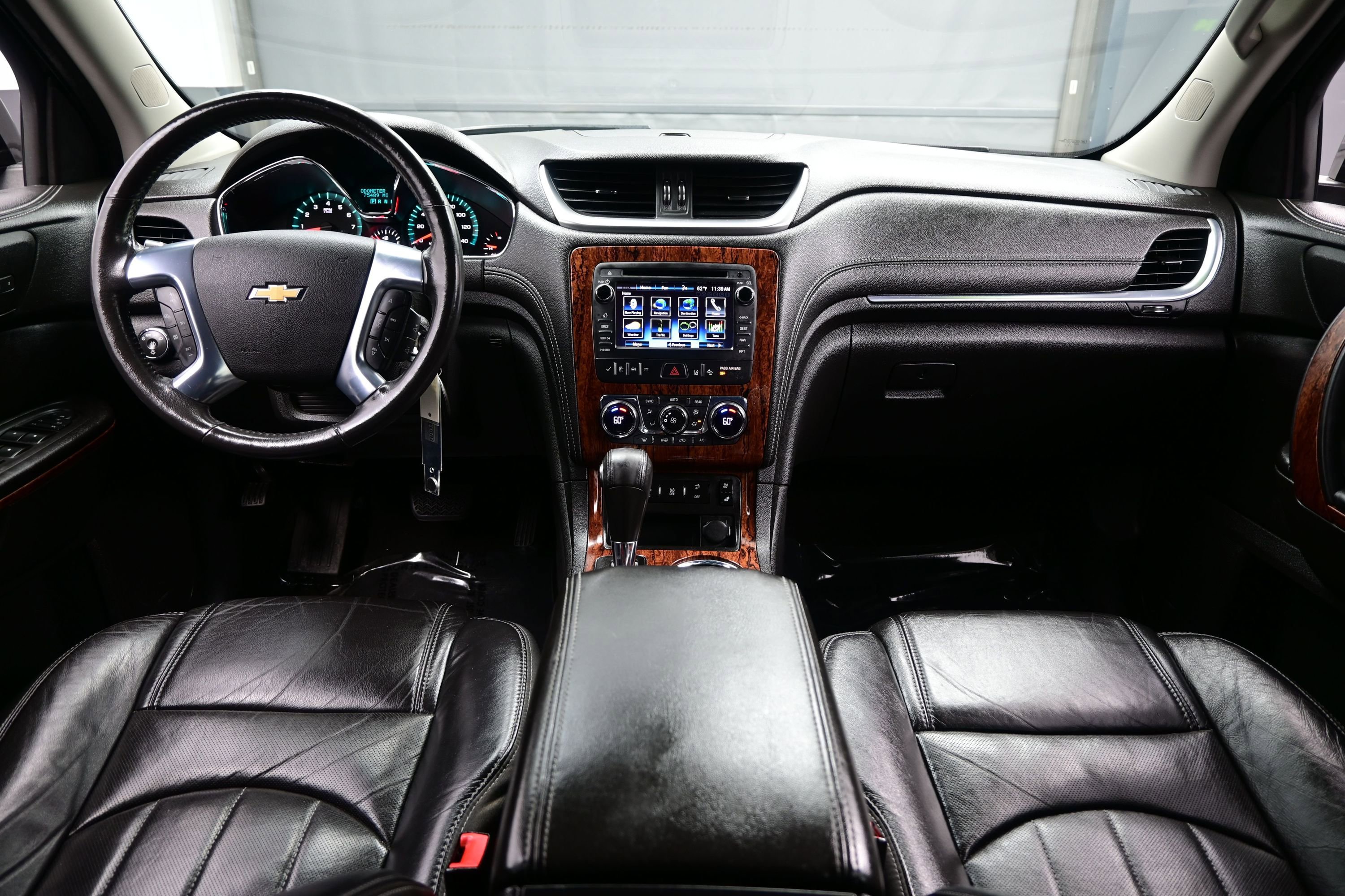 Used 2014 Chevrolet Traverse LTZ AWD/4WD image 16