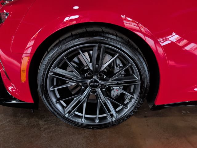 Used 2023 Chevrolet Camaro ZL1 RWD image 27