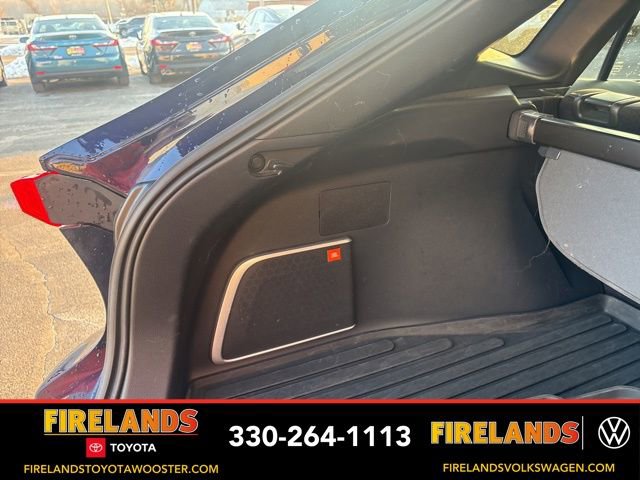 Used 2023 Toyota Venza Limited image 51