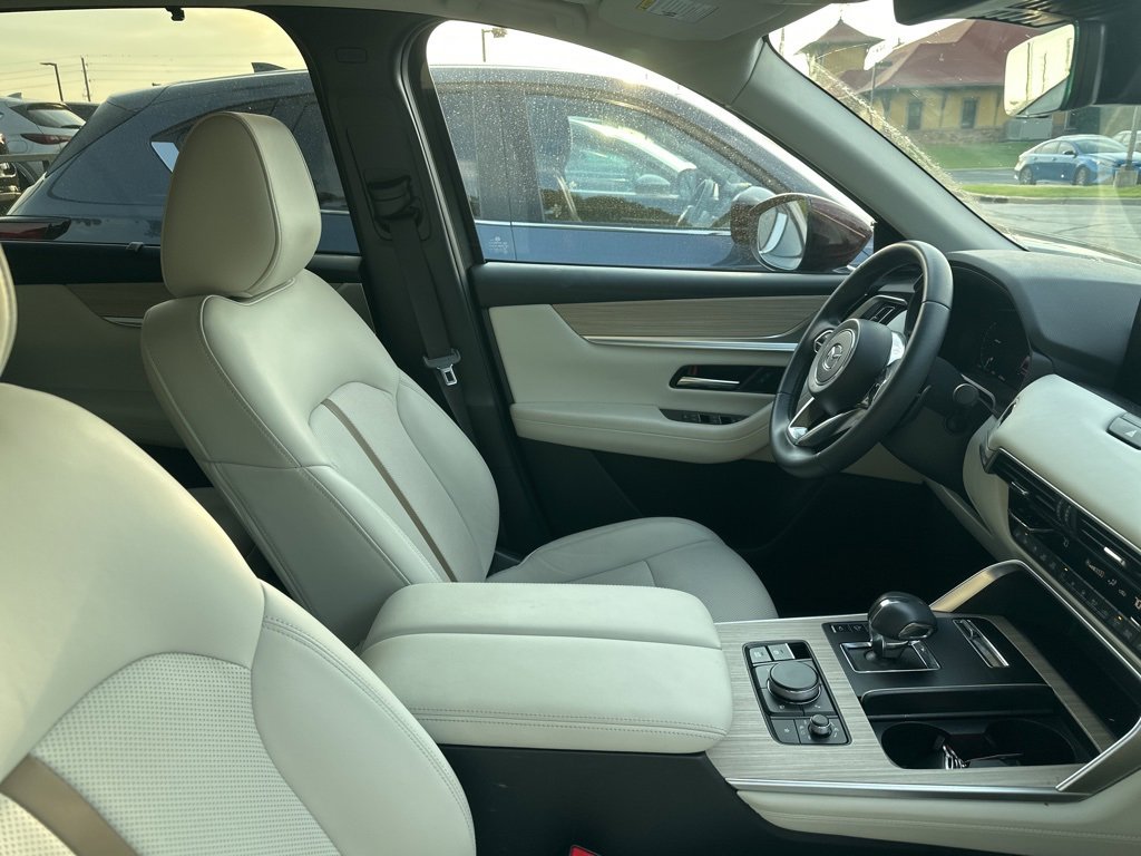 Used 2025 MAZDA CX-90 3.3 Turbo S w/ Premium Package image 4