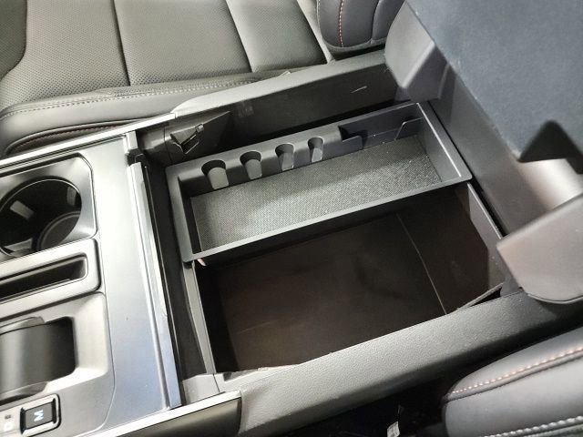 Used 2025 Ford F150 Raptor image 39