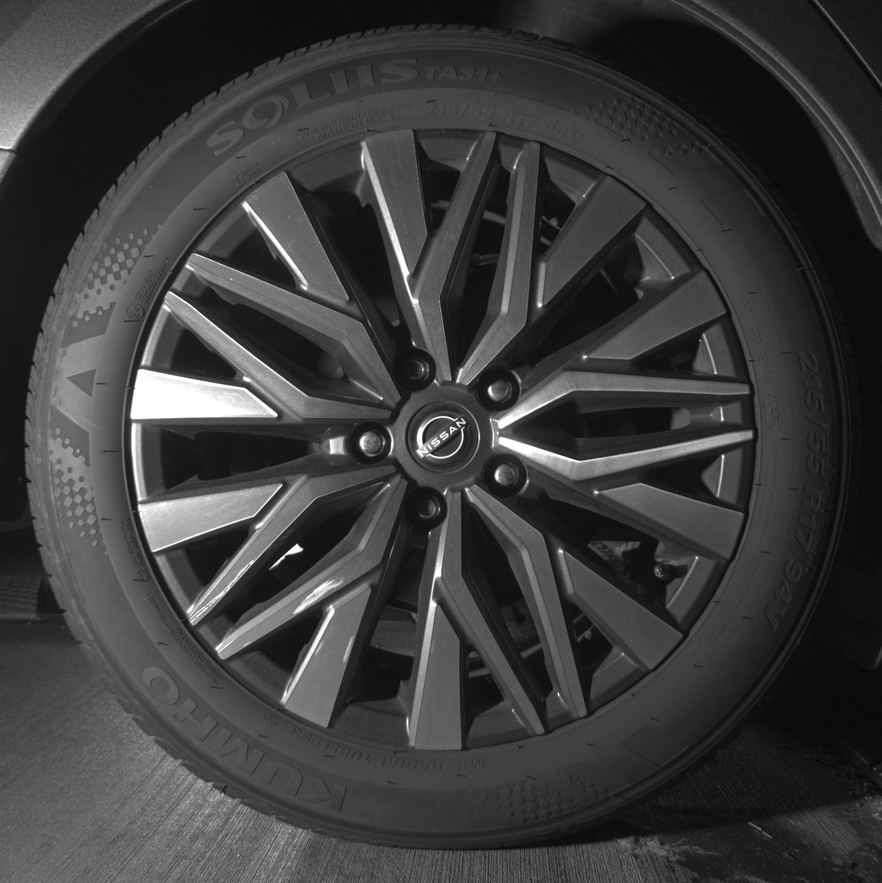 Used 2025 Nissan Altima 2.5 SV FWD image 15