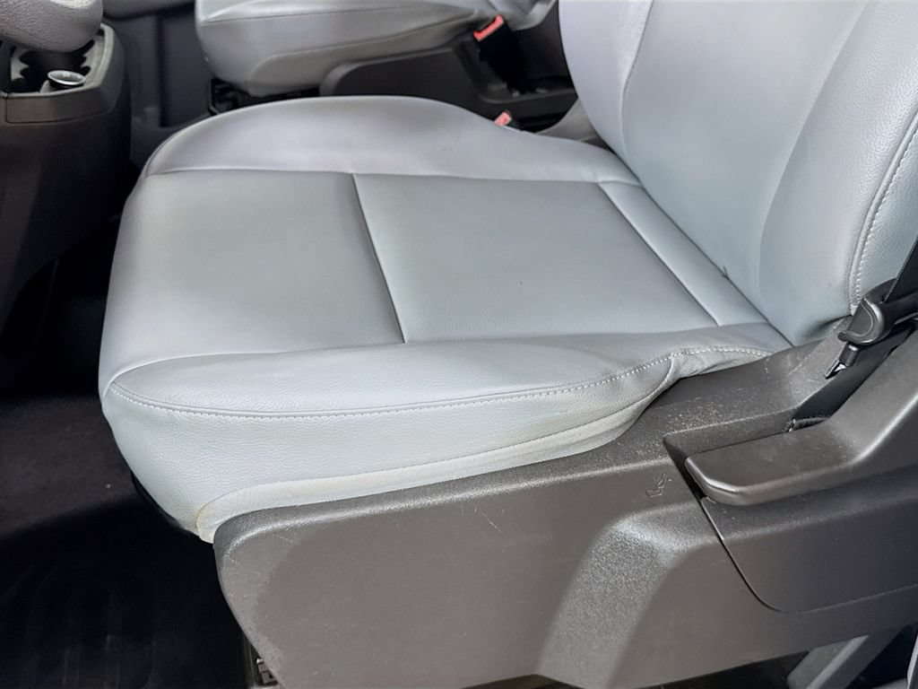 Used 2018 Ford Transit 150 XL RWD image 22