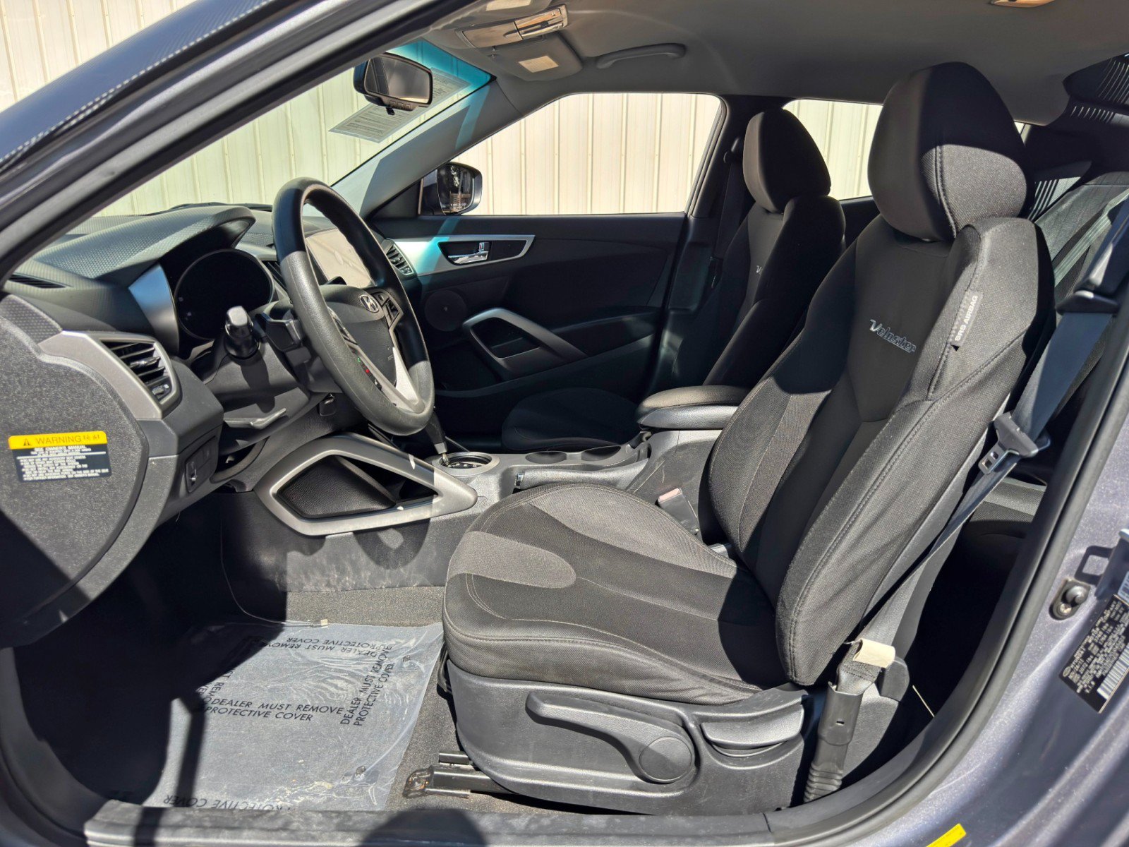 Used 2012 Hyundai Veloster FWD image 15