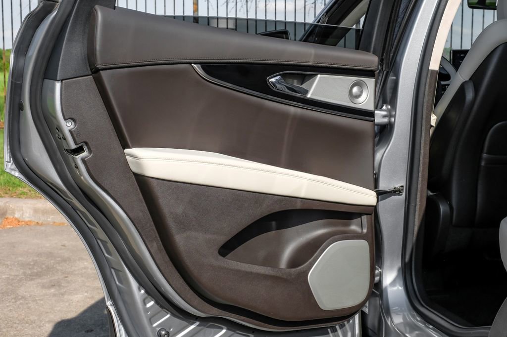 Used 2022 Lincoln Nautilus Black Label image 48