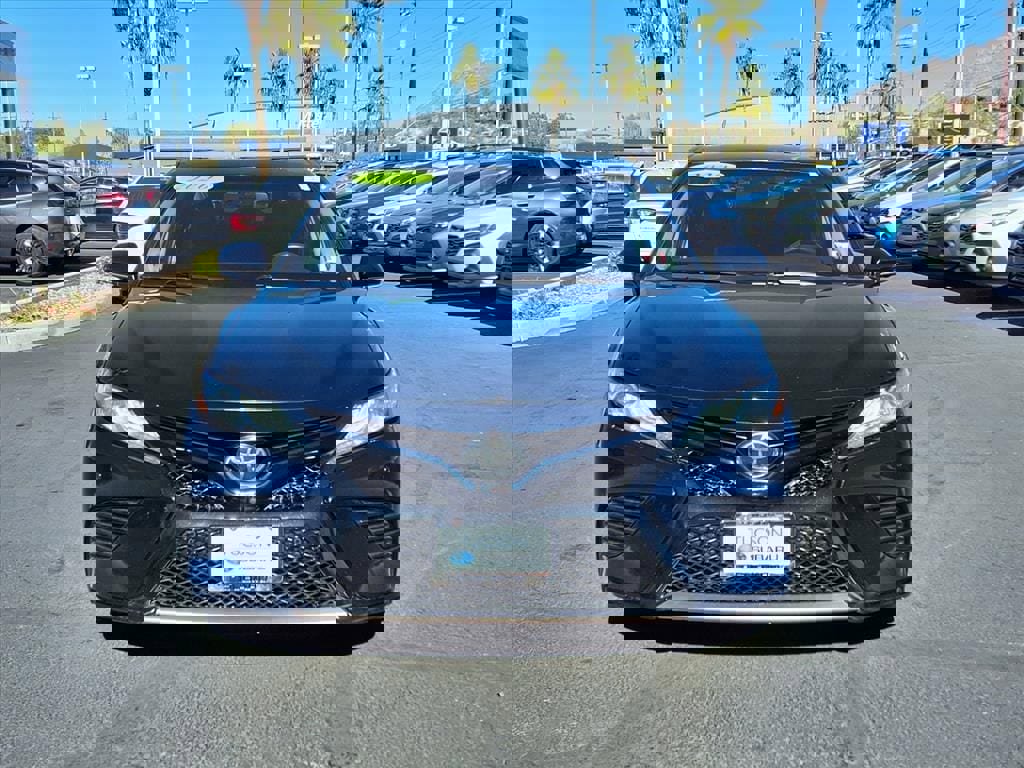 Used 2020 Toyota Camry XSE image 9