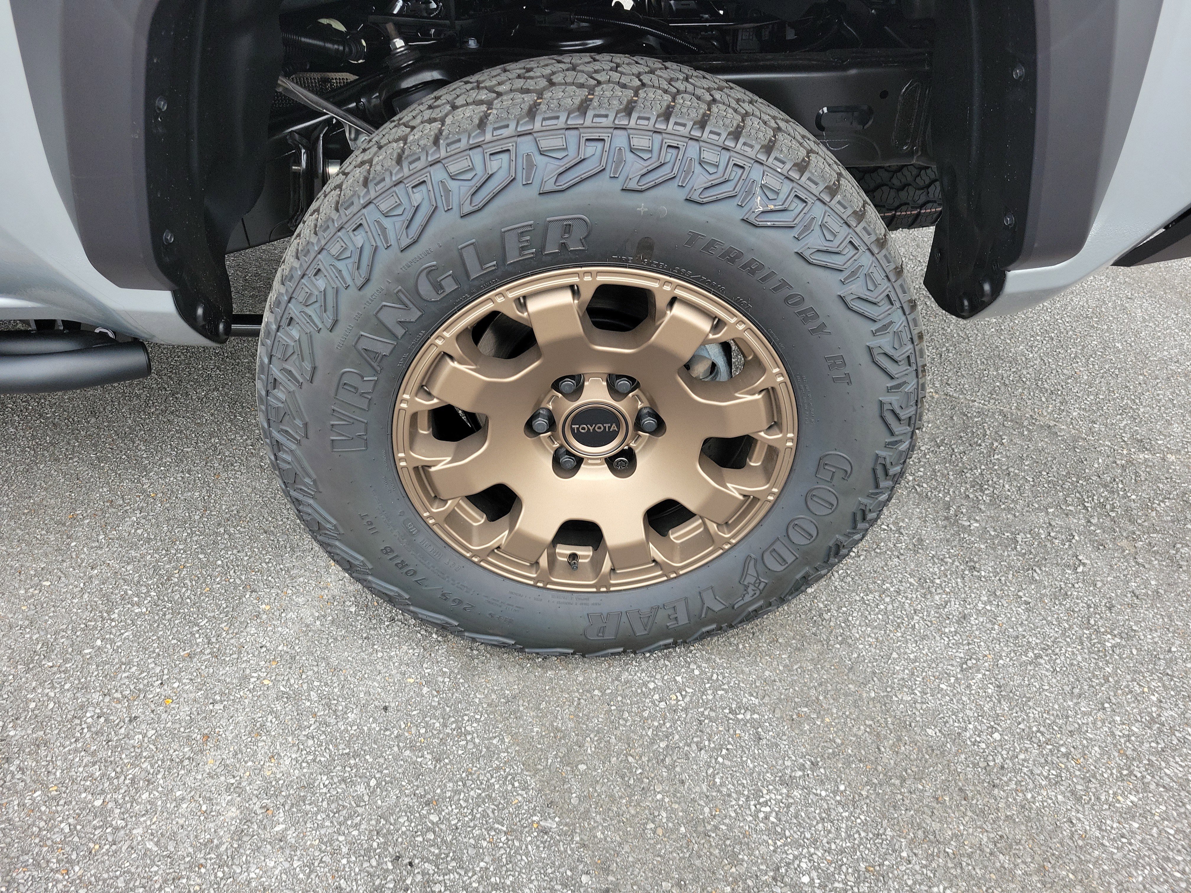 New 2025 Toyota Tacoma 4x4 Double Cab Hybrid image 8