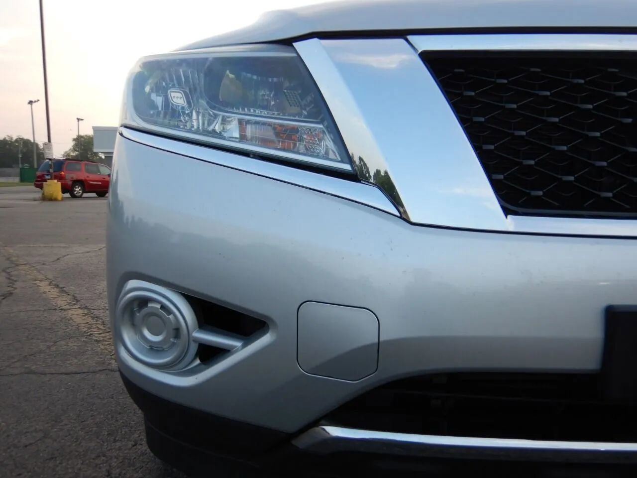 Used 2014 Nissan Pathfinder S image 9