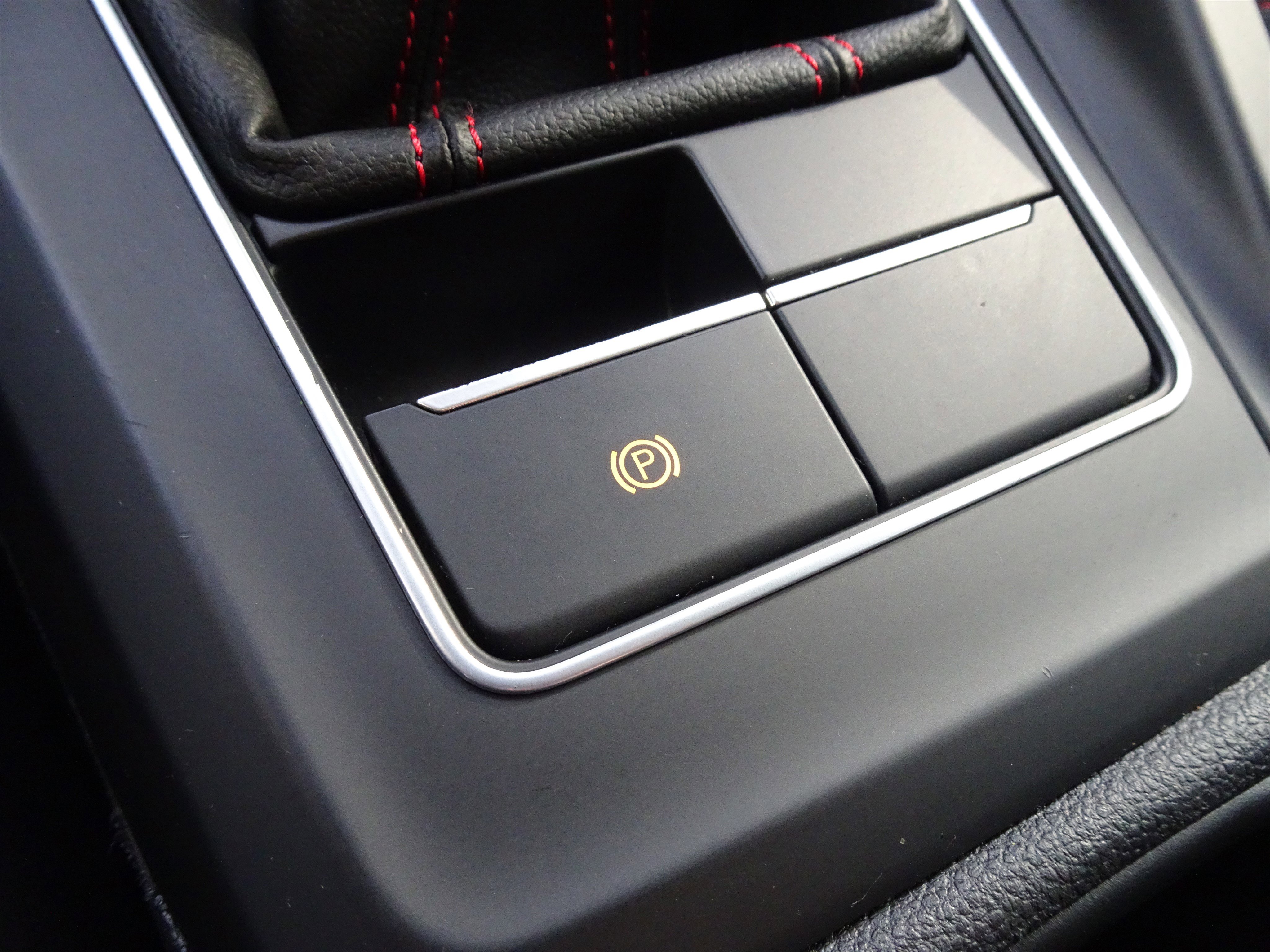 Used 2022 Volkswagen GTI S image 25