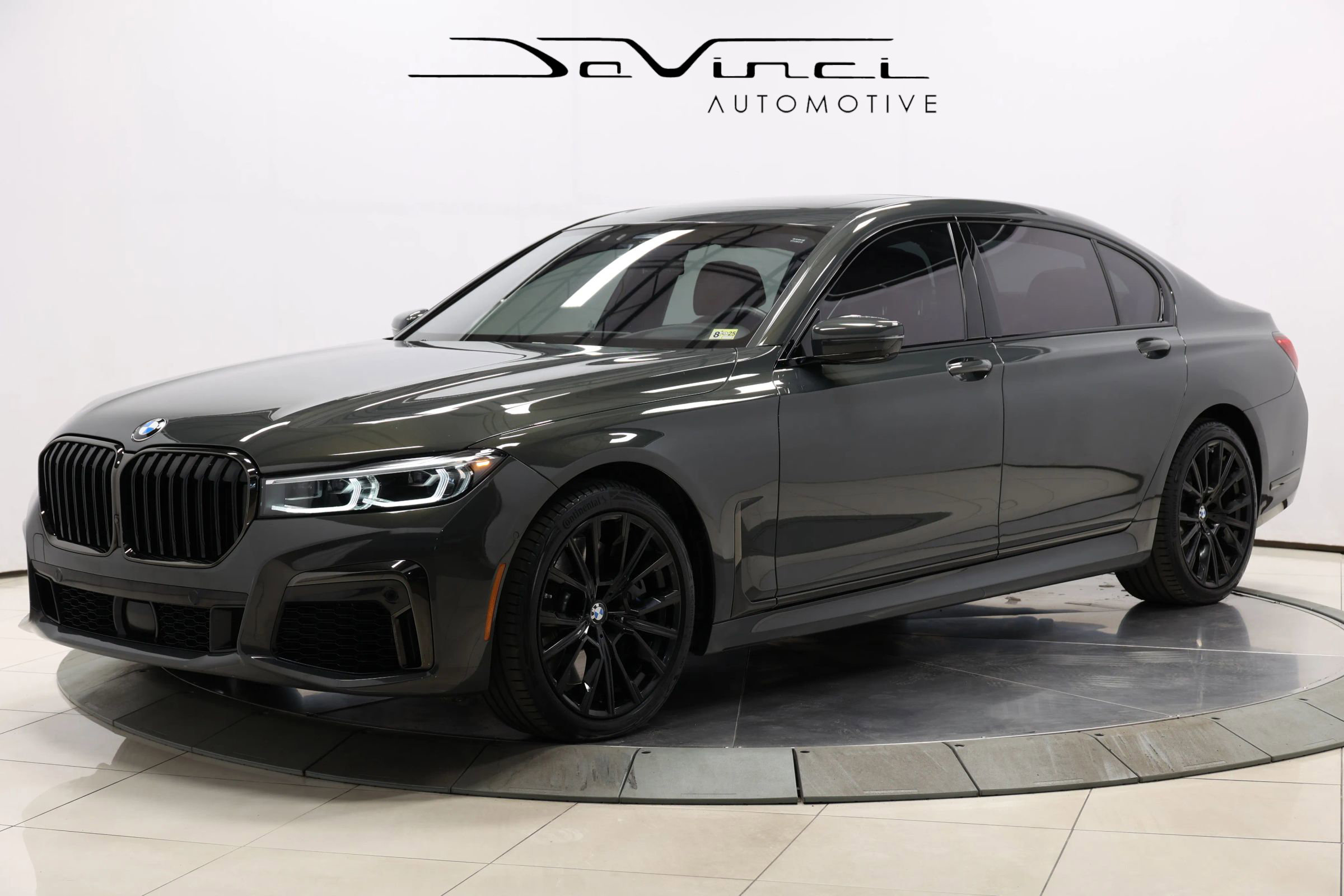Used 2022 BMW M760i xDrive w/ Luxury Rear Seating Package image 1