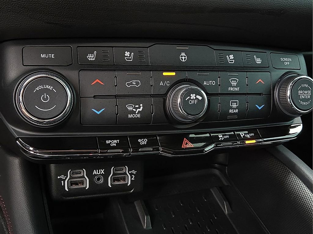 Used 2025 Dodge Durango R/T image 17